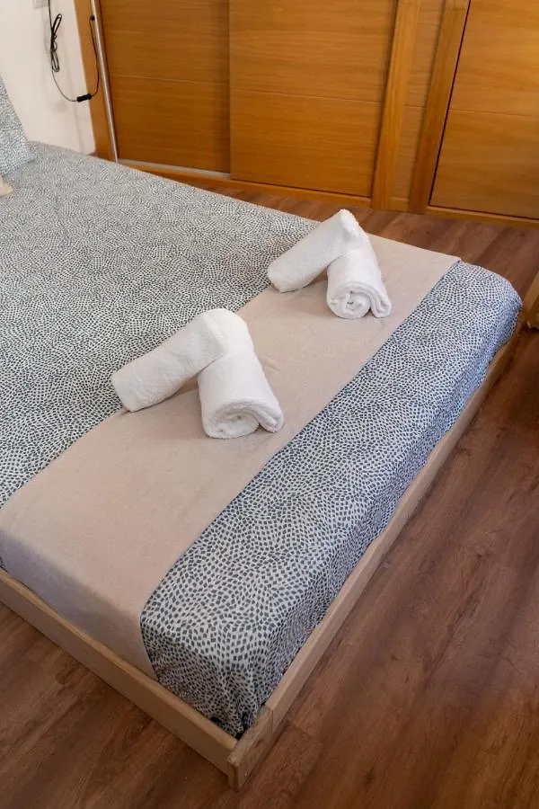 Puerta Real Luxury Apartments Granada 0*,